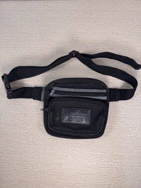 Hard Rock Cafe Black Belt Bag Fanny Pack Waist Pack Multiple Zipper Pockets